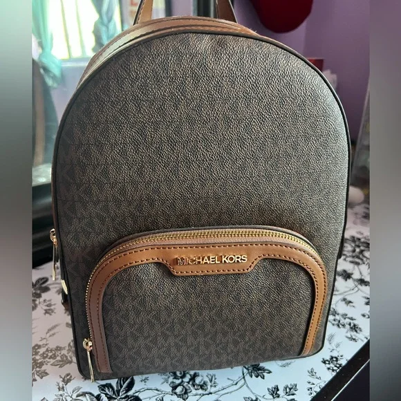 Michael Kors NWT $498. Backpack Jaycee Medium Coated Canvas Brown/tan Michael Kors | Bags | Michael Kors Nwt 498 Backpack Jaycee  main image 2